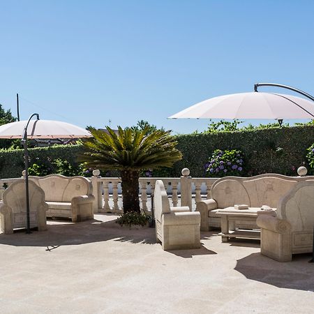 Hotel Nuevo Vichona Sanxenxo Exteriör bild