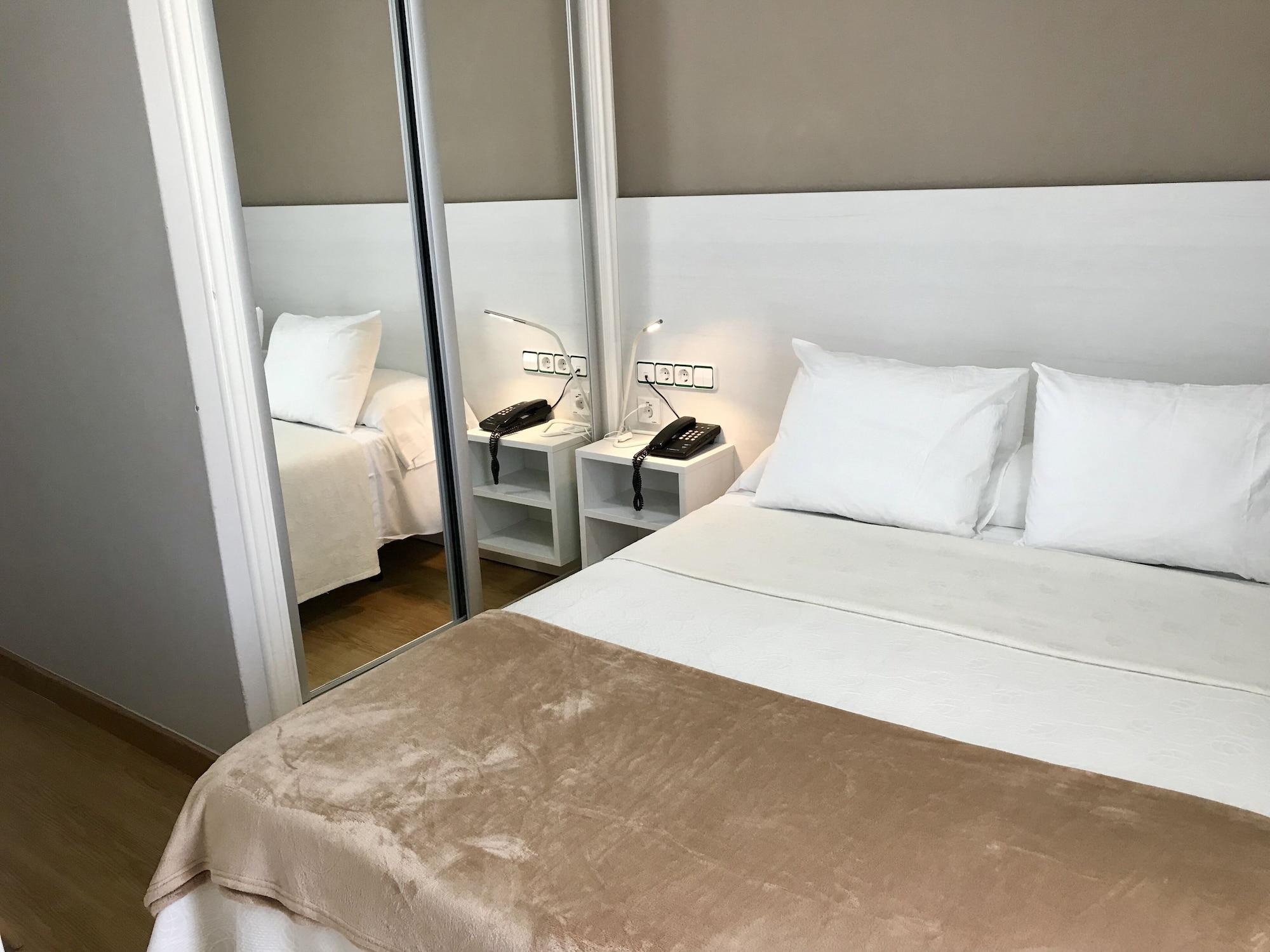 Hotel Nuevo Vichona Sanxenxo Exteriör bild