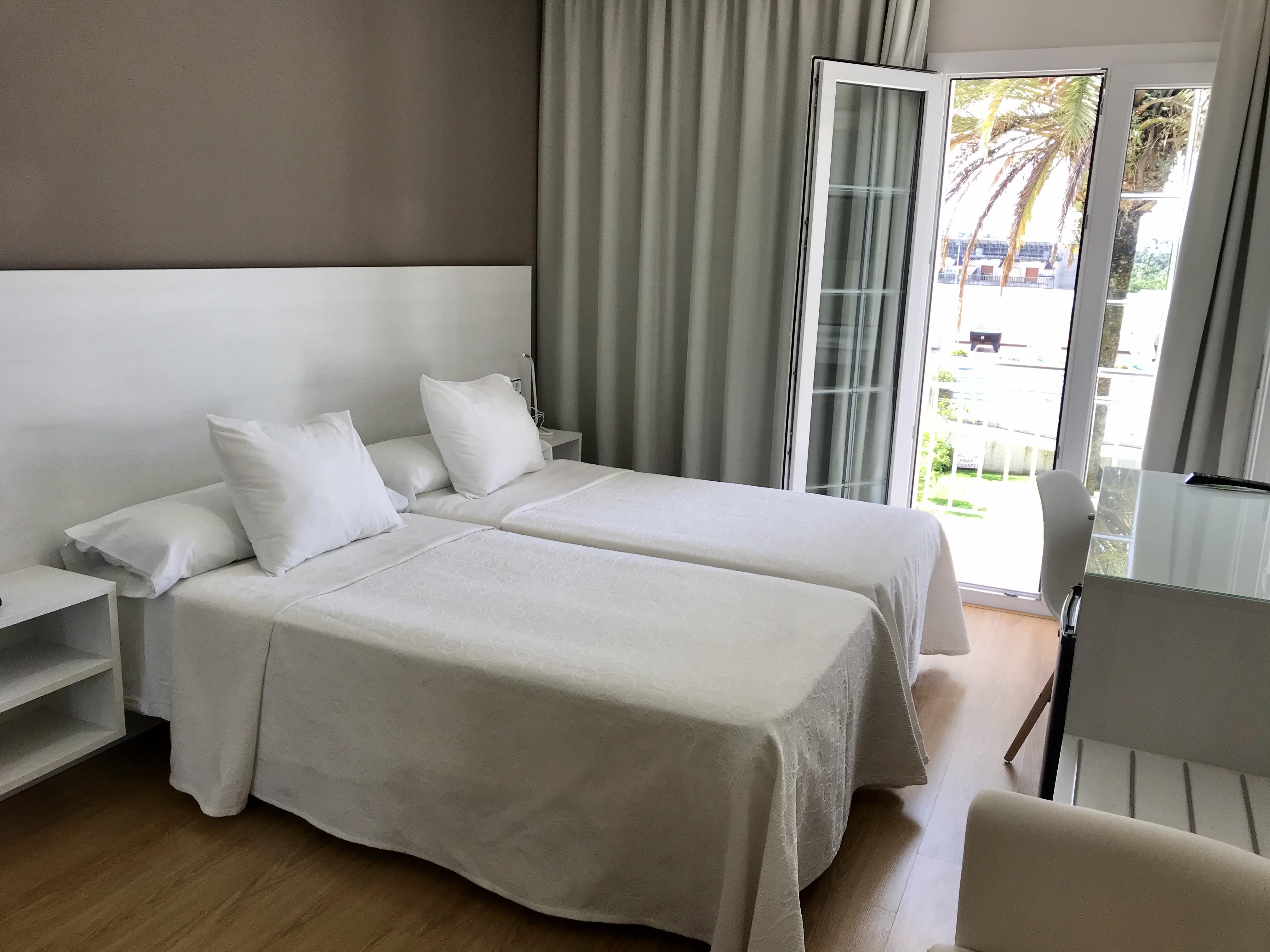 Hotel Nuevo Vichona Sanxenxo Exteriör bild