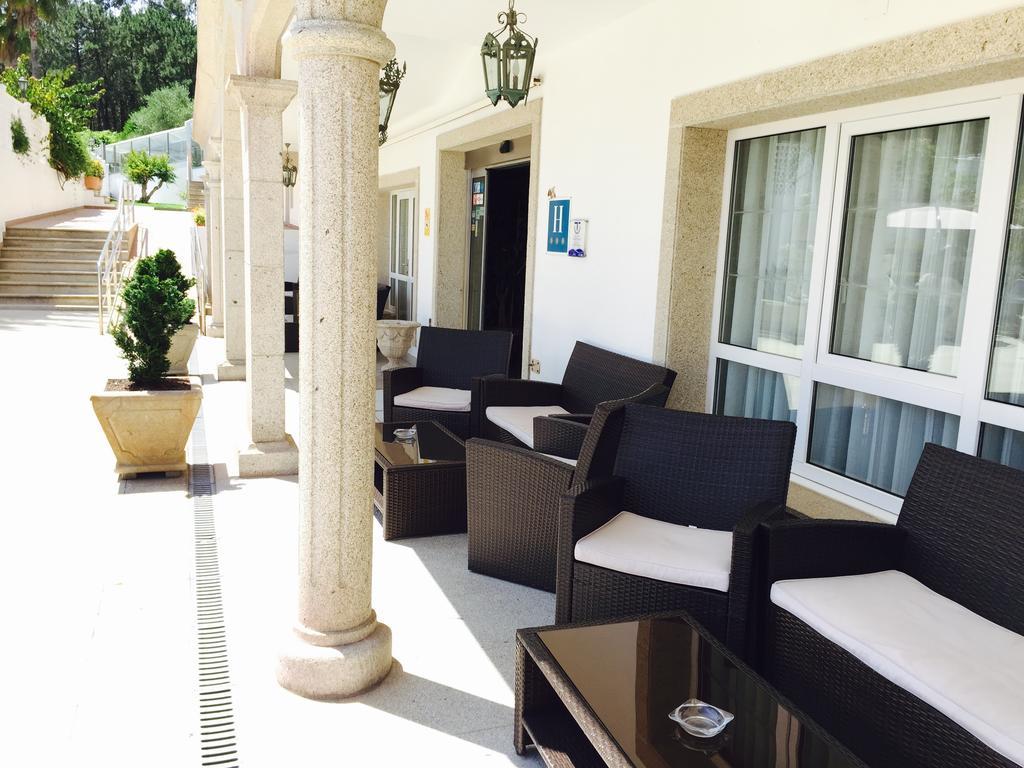 Hotel Nuevo Vichona Sanxenxo Exteriör bild